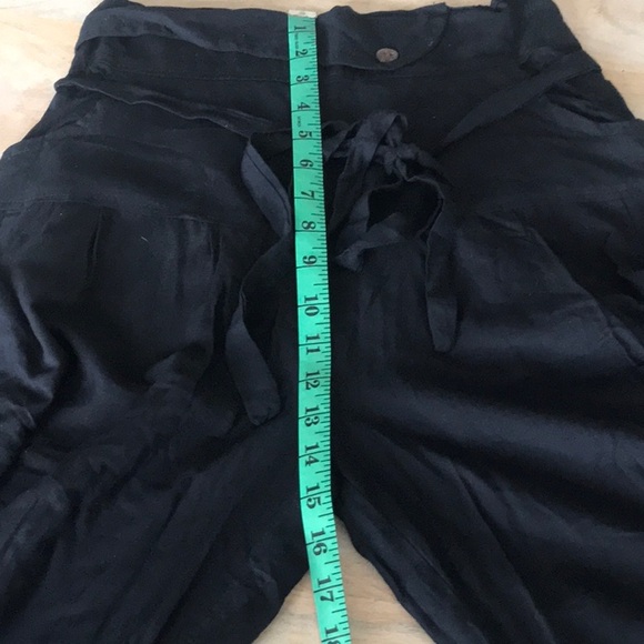 Buddha Crops - One Size Fits All. - Picture 8 of 12